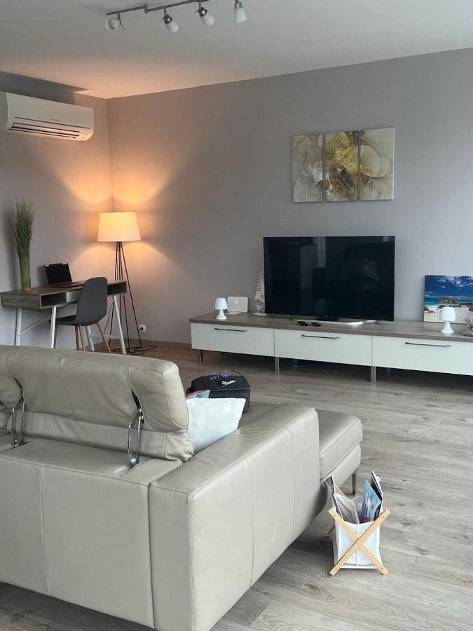 Green Hill Penthouse Apartment Zrnovo 외부 사진